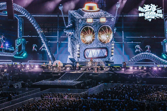 燃爆双城！CQ9官方网站大屏助力房东的猫、新裤子乐队打造璀璨视听盛宴